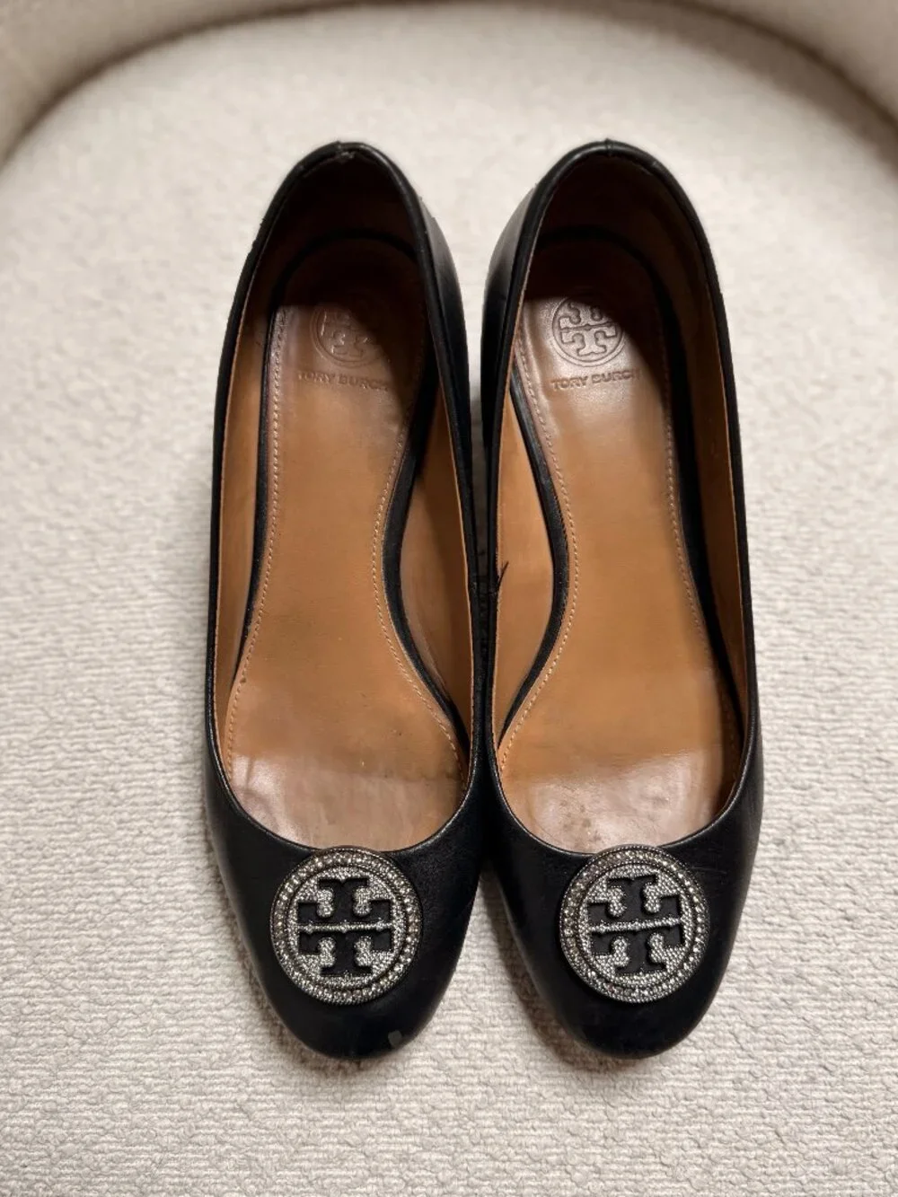 Tory Burch Black Leather with Crystal Logo Medallion (Block Heels) 8.5